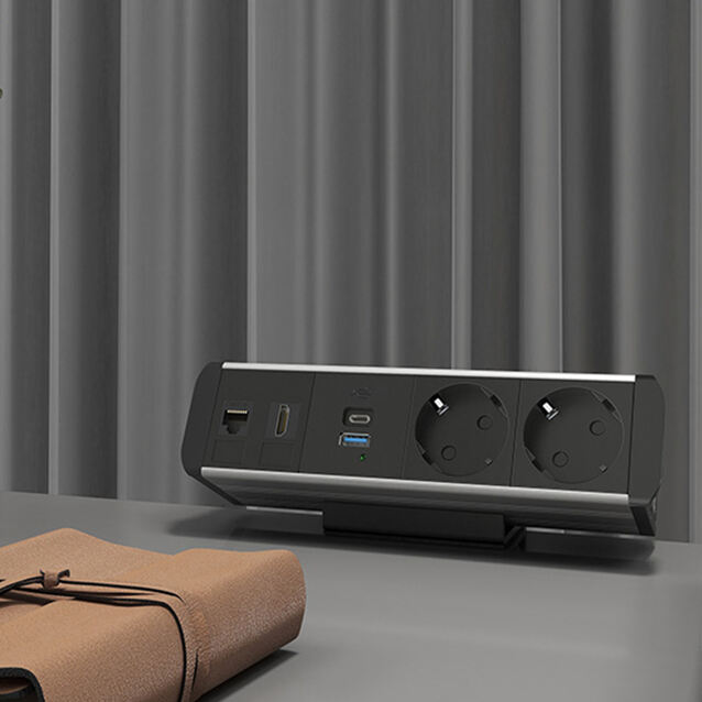 লাক্সারি সুট